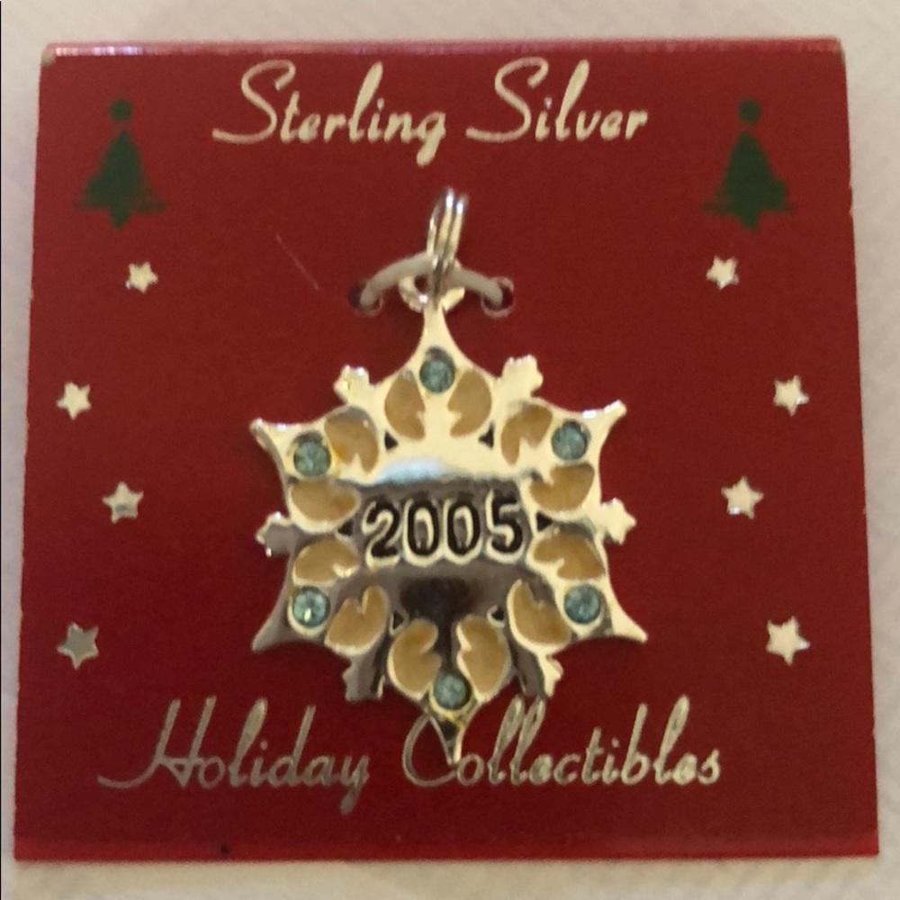 Holiday 2005 Snowflake holiday charm 925 SS NEW